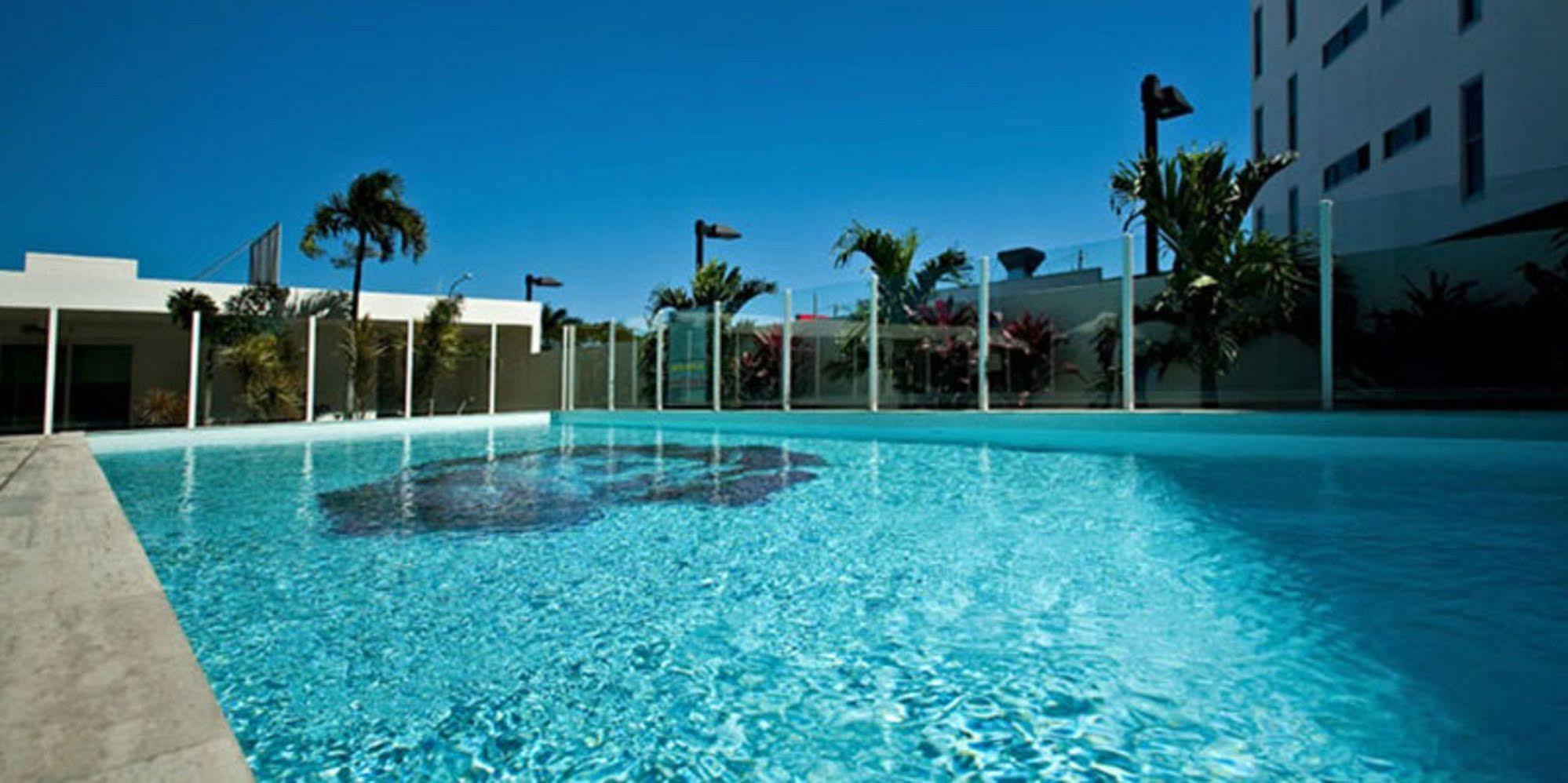 Lanai Riverside Apartments Mackay Kültér fotó